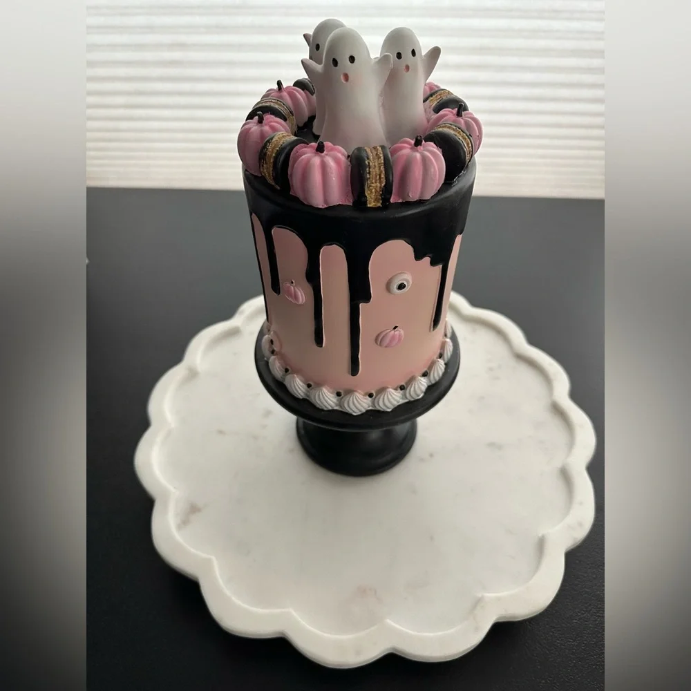 Elegant Halloween Drip Cake Stand